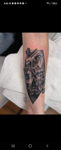 Explore themed sleeve tattoo ideas, creative tattoo ideas in Oak Ridge, available at Pivotal Arts of Oak ridge