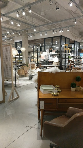 Furniture Store «west elm», reviews and photos, 248 E Colorado Blvd, Pasadena, CA 91101, USA