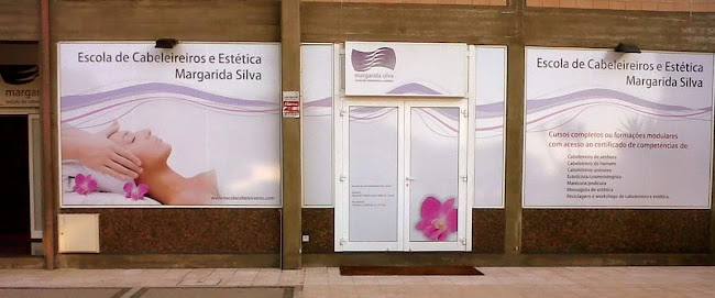 Avaliações doEscola de Cabeleireiros e Estética - Margarida Silva, Lda. em Penafiel - Salão de Beleza