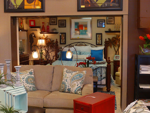 Furniture Store «Accents Home Decor & Fine Furniture», reviews and photos, 2712 N Cocoa Blvd, Cocoa, FL 32922, USA