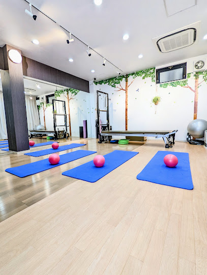 Ralan pilates studio