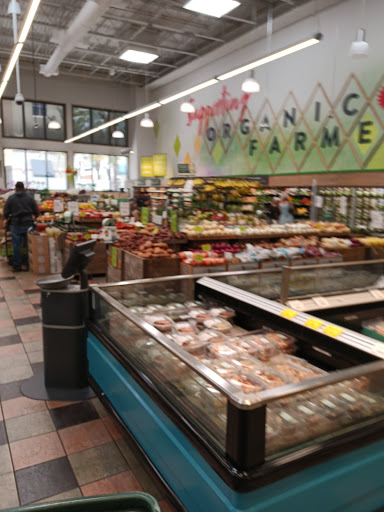 Grocery Store «Whole Foods Market», reviews and photos, 1451 1st St, Sarasota, FL 34236, USA