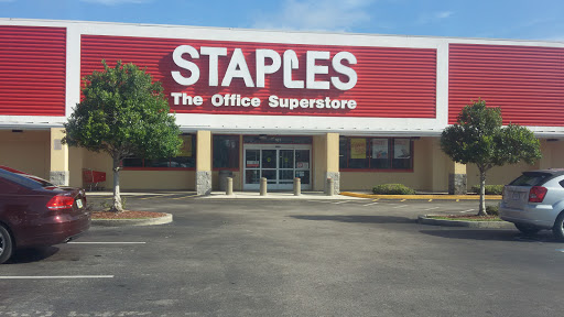 Office Supply Store «Staples», reviews and photos, 101 W Vine St, Kissimmee, FL 34741, USA