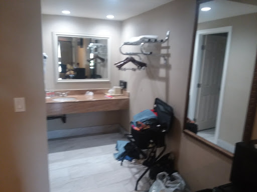 Econo Lodge San Bernardino I-215 image