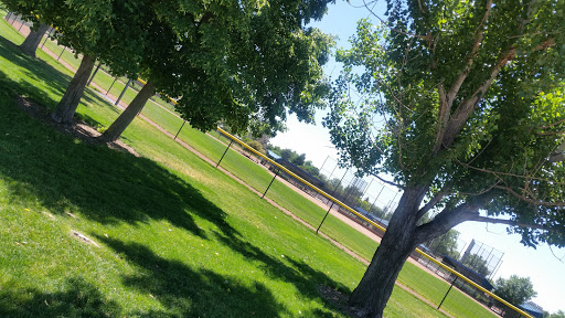 Park «Waddell Park», reviews and photos, 2940 Cottonwood Dr, Denver, CO 80221, USA