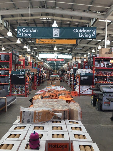 Bunnings Warehouse Constellation Drive