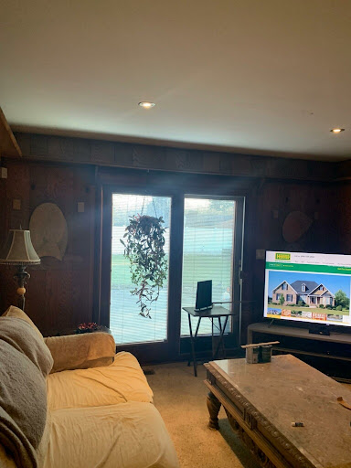 Painter «Textbook Painting», reviews and photos, 13000 Athens Ave #200, Lakewood, OH 44107, USA