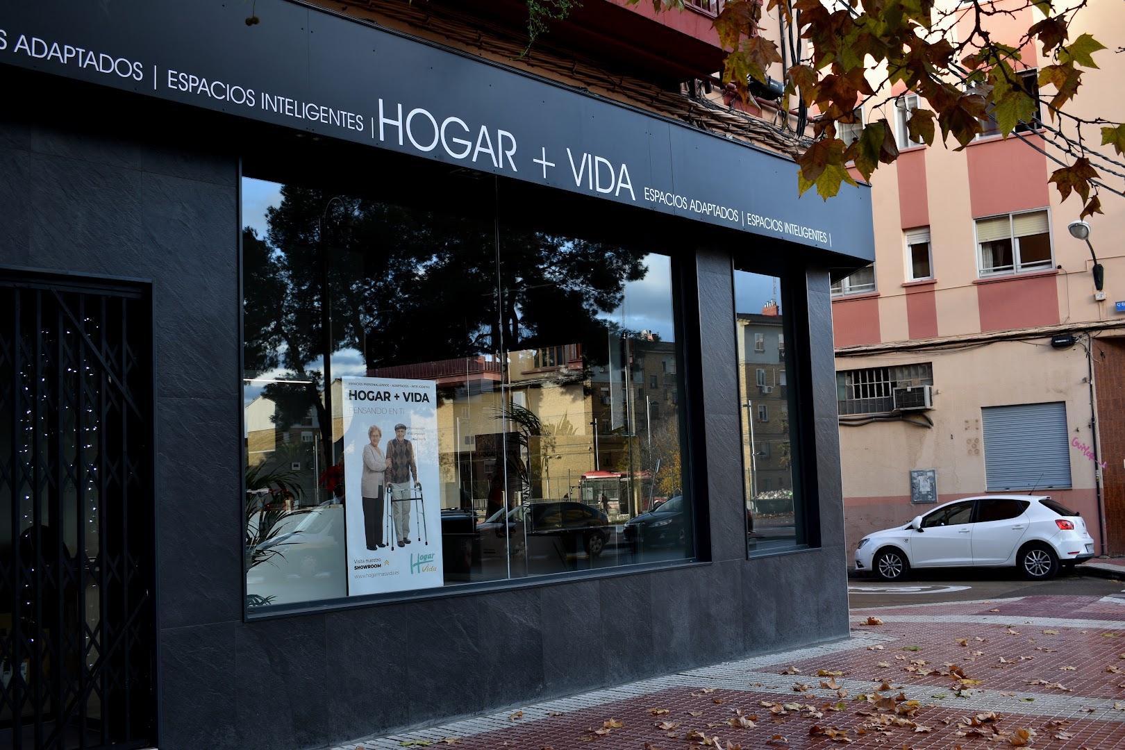 HOGAR + VIDA.