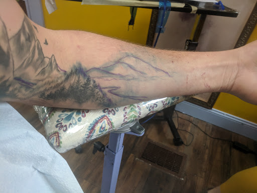 Tattoo Shop «Thistle and Pearl Tattoo», reviews and photos, 107 Merrimon Ave #310, Asheville, NC 28801, USA