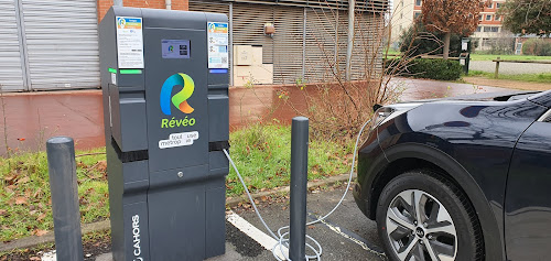 Borne de recharge de véhicules électriques Toulouse Métropole Charging Station Toulouse