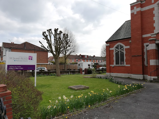 Comments and reviews of St James Road Methodist Church