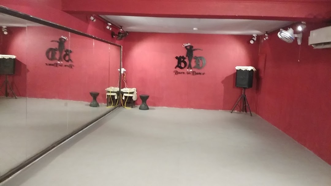 Studio Born To Dance