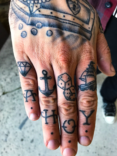 Tattoo Shop «The Tattoo Room», reviews and photos, 2315 Kuehner Dr #111, Simi Valley, CA 93063, USA