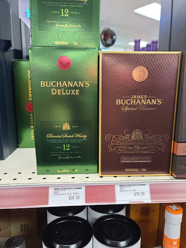 Liquor Store «Central City Liquors», reviews and photos, 1460 2nd Ave, Des Moines, IA 50314, USA