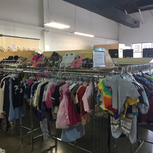 Thrift Store «Saint Vincent de Paul Thrift Store of Plano», reviews and photos, 3305 N Central Expy #280, Plano, TX 75023, USA
