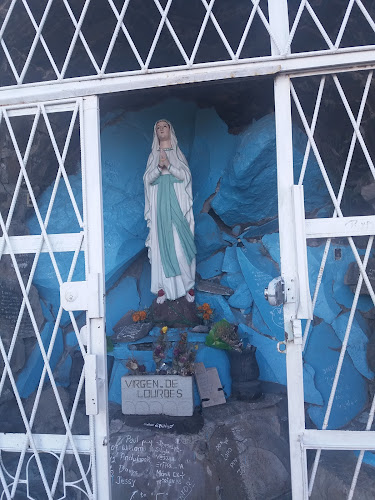 Opiniones de Gruta Católica Virgen de Lourdes en Guano - Iglesia