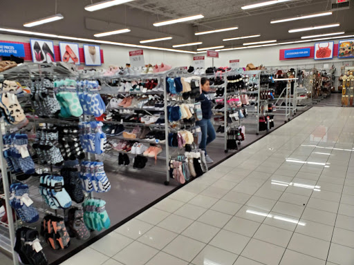Clothing Store «Burlington Coat Factory», reviews and photos, 2520 Rudkin Rd, Union Gap, WA 98903, USA