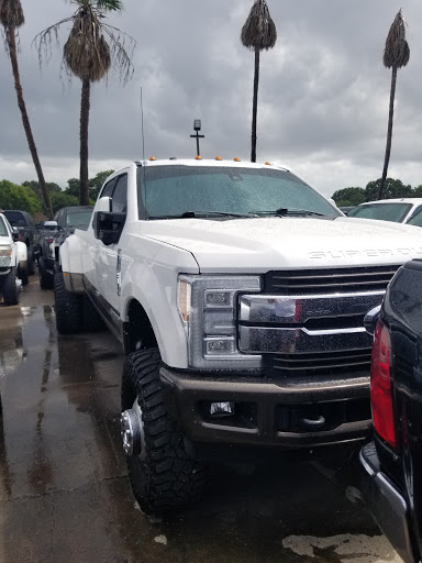 Used Truck Dealer «DN Motor Cars», reviews and photos, 9607 Linkmeadow Ln, Houston, TX 77025, USA