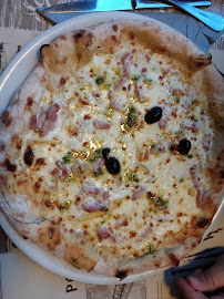 Pizza du Pizzeria Le Petit Rocher à Grenoble - n°4