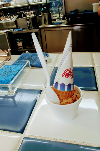 Ice Cream Shop «Denville Dairy», reviews and photos, 34 Broadway # A, Denville, NJ 07834, USA