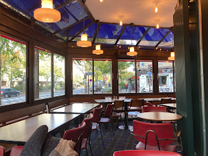 Photo n°18 de Le Petit Bar à Paris ()