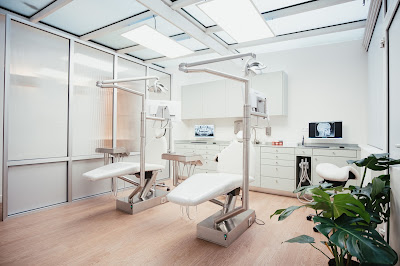 Orthodontie Montmartre - Docteurs Marion Béliard et Damien Cardinaux à Paris