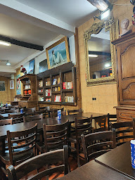 Photo n°4 de Le Monde Sans Frontieres à Paris ()