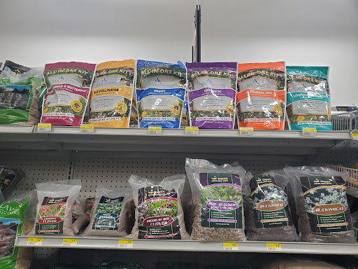 Animal Feed Store «Wilco Farm Store», reviews and photos, 197 S Hazel Dell Way, Canby, OR 97013, USA