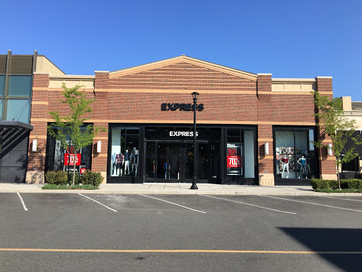 Shopping Mall «The Shops at Nanuet», reviews and photos, 5101 Fashion Dr, Nanuet, NY 10954, USA