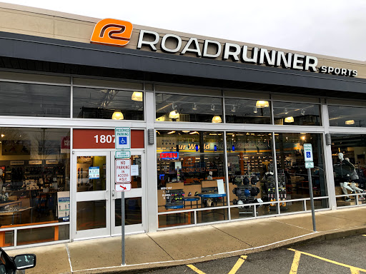 Road Runner Sports, 1807 Rockville Pike, Rockville, MD 20852, USA, 