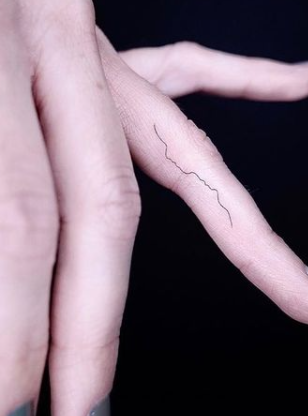 Tattoo Shop «Fleur Noire Tattoo Parlour», reviews and photos, 439 Metropolitan Ave, Brooklyn, NY 11211, USA