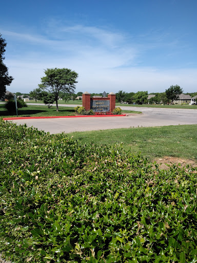 Golf Club «Derby Golf & Country Club», reviews and photos, 2600 Triple Creek Dr, Derby, KS 67037, USA