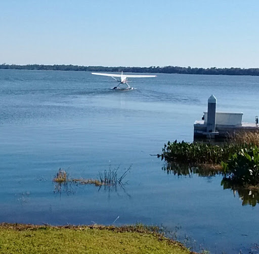 Shopping Mall «Lake Village Shopping MallKitchengaets», reviews and photos, 10601 US-441, Leesburg, FL 34788, USA