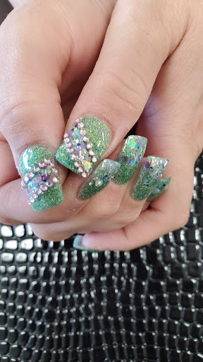Nail Salon «DH Nails & Spa», reviews and photos, 26923 Maple Valley Black Diamond Rd SE, Maple Valley, WA 98038, USA