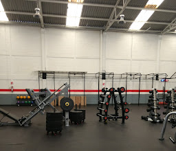 London GYM. Tola photo