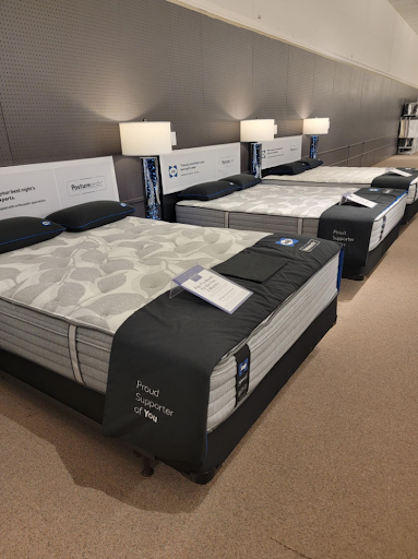 Furniture Store «Value City Furniture», reviews and photos, 45350 Utica Park Blvd, Utica, MI 48315, USA