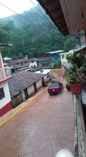 Used Car Dealer «Mc Kinney Fiesta Auto Sales», reviews and photos, 900 S McDonald St, McKinney, TX 75069, USA