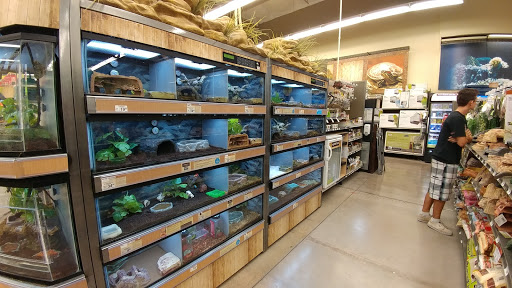 Pet Supply Store «Petco Animal Supplies», reviews and photos, 585 E Wetmore Rd, Tucson, AZ 85705, USA