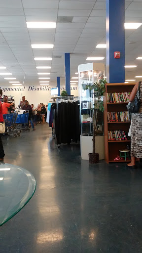 Thrift Store «Goodwill West Palm Beach/Gulfstream Super Store & Donation Center», reviews and photos
