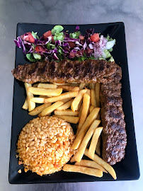 Kebab du Restaurant turc ZARA RESTAURANTS GR à Divatte-sur-Loire - n°8