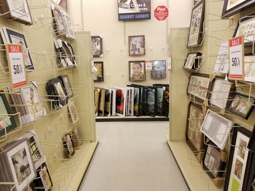 Craft Store «Hobby Lobby», reviews and photos, 320 E Brannon Rd, Nicholasville, KY 40356, USA