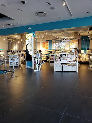 Clothing Store «Primark», reviews and photos, 160 N Gulph Rd, King of Prussia, PA 19406, USA