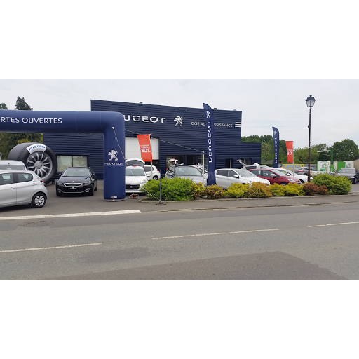 Photo 2 - GARAGE G2A PEUGEOT PLEUGUENEUC