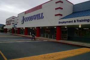 Goodwill Store & Donation Center Roseburg image