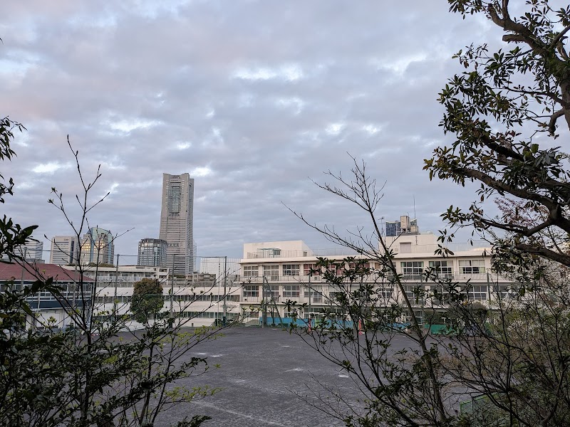 横浜市立老松中学校
