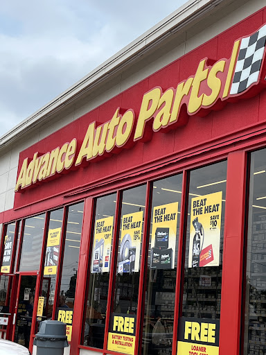 Auto Parts Store «Advance Auto Parts», reviews and photos, 2514 Battleground Ave, Greensboro, NC 27408, USA
