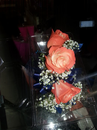 Florist «The Flower Pot & Basket Shop», reviews and photos, 5631 W Madison St, Chicago, IL 60644, USA