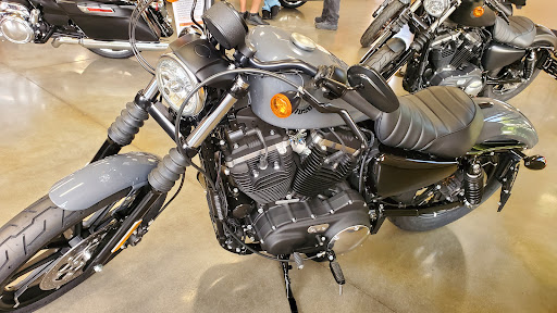 Harley-Davidson Dealer «Mathews Harley-Davidson», reviews and photos, 548 N Blackstone Ave, Fresno, CA 93701, USA
