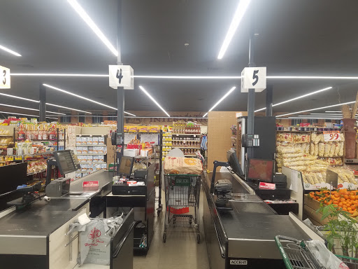 Fruit and Vegetable Store «Harvest Fresh Market», reviews and photos, 100 E Rand Rd, Arlington Heights, IL 60004, USA