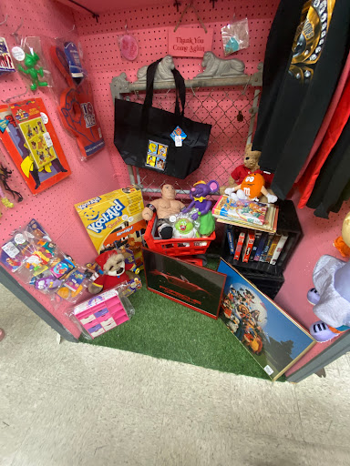 Antique Store «Craftiques Mall - Bandera Road», reviews and photos, 6751 Bandera Rd, San Antonio, TX 78238, USA